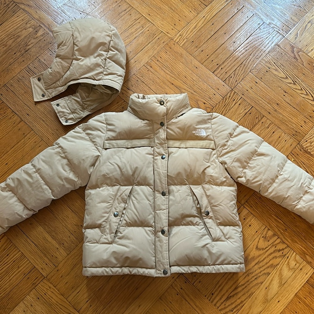 Tan beige women’s north face bubble puffer jacket M